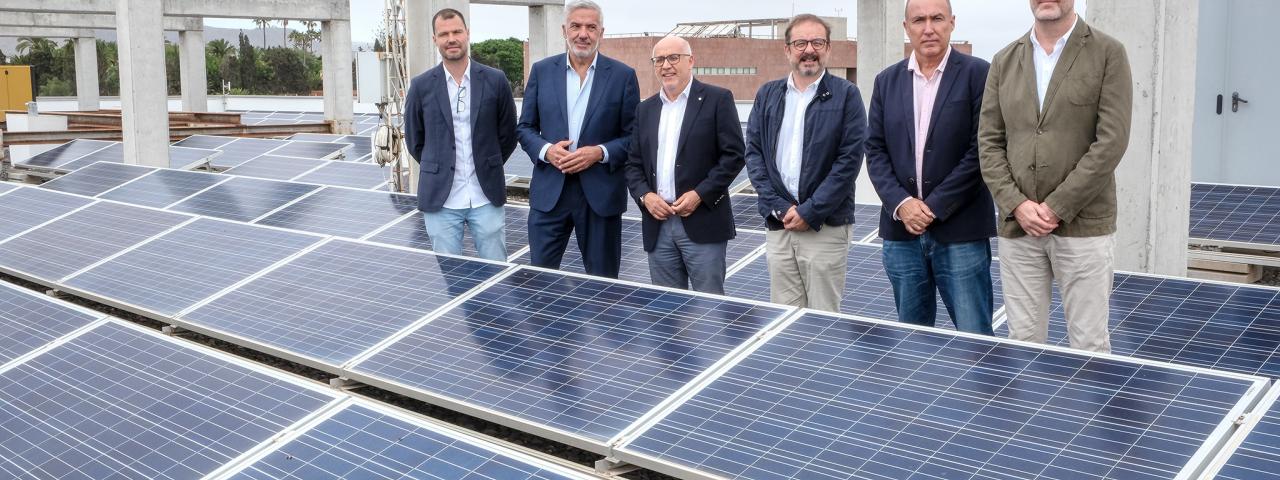 La ULPGC invierte 2,8 millones de euros en la ejecuci&oacute;n de 15 instalaciones fotovoltaicas en sus campus