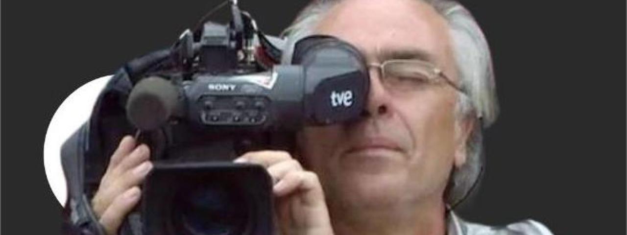 Manuel Ovalle celebra 50 a&ntilde;os como reportero gr&aacute;fico con la presentaci&oacute;n de su biograf&iacute;a en La Gomera