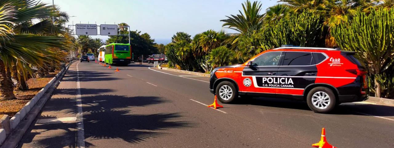 La Polic&iacute;a Auton&oacute;mica intensifica los controles en el transporte de viajeros en el Aeropuerto Tenerife Sur