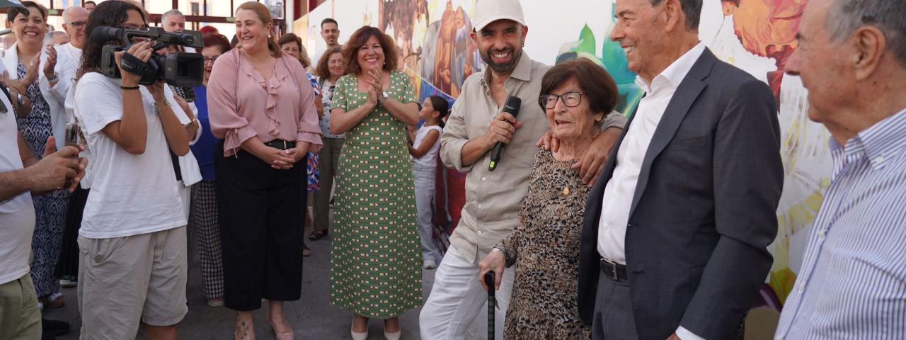 Tacoronte inaugura el mural "Umbral, del artista V&iacute;ctor Seus