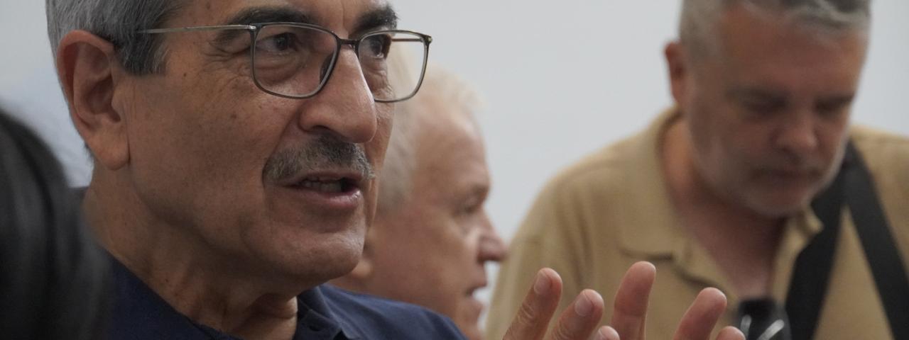 Rom&aacute;n Rodr&iacute;guez asegura que un gobierno central PP-VOX frenar&aacute; la derivaci&oacute;n al resto del Estado y la UE de los inmigrantes que llegan a Canarias