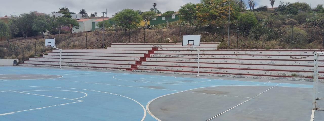 El Ayuntamiento de Tacoronte impulsa la mejora de siete canchas deportivas