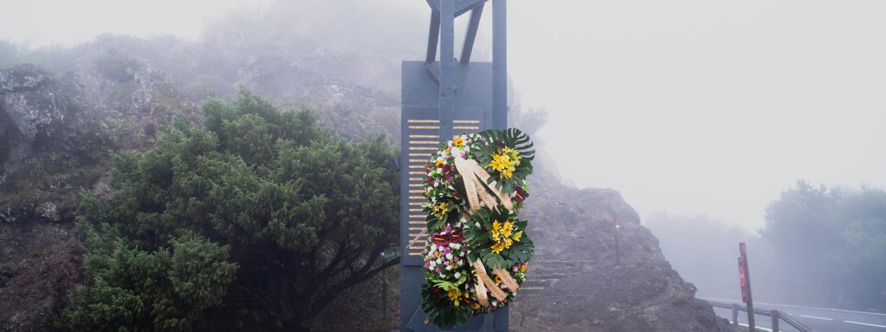 El Cabildo recuerda a las víctimas del incendio de 1984 en el 42 aniversario de la tragedia