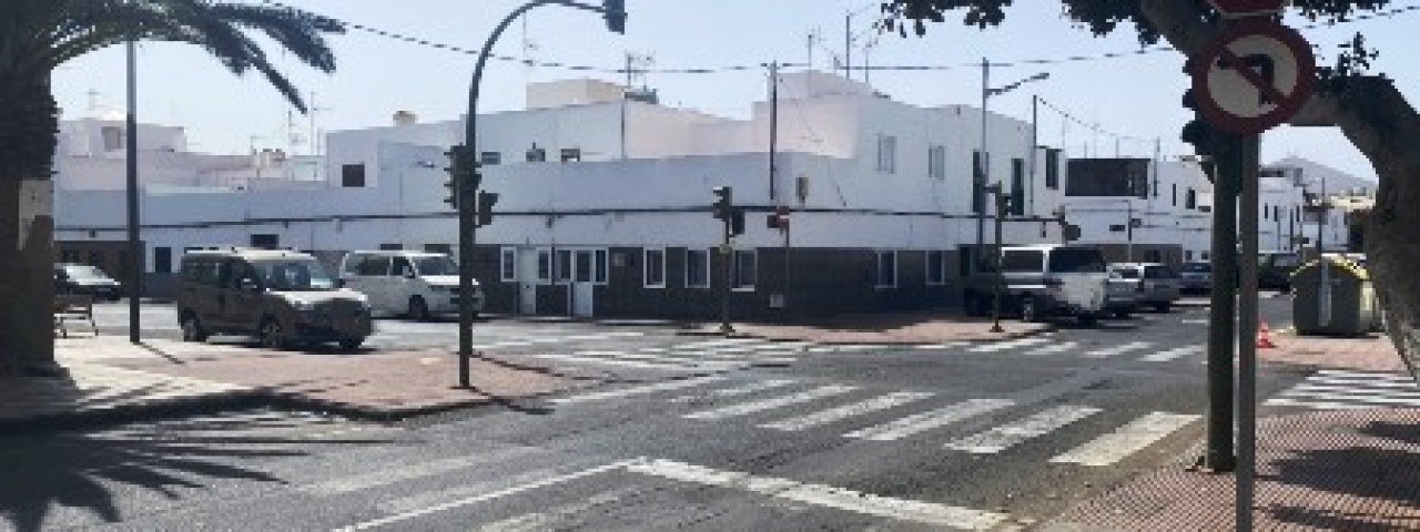 Solicitud de información sobre las actuaciones e inversiones previstas en el Barrio de Titerroy