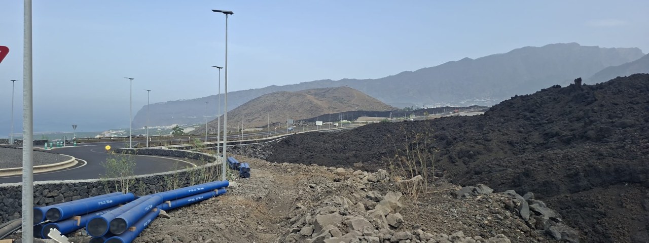 El Consejo Insular de Aguas duplica la capacidad de transporte de agua hacia el sur de las coladas del Tajogaite
