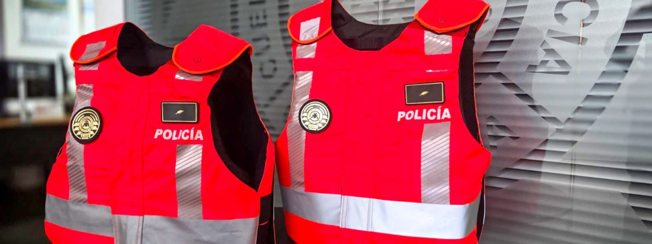 La Policía Autonómica incorpora nuevos chalecos antibala y tecnología para los controles de transporte