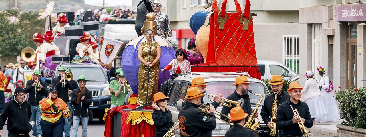 La Concejalía de Festejos invita a la ciudadanía a elegir la temática del Carnaval de Guía 2027