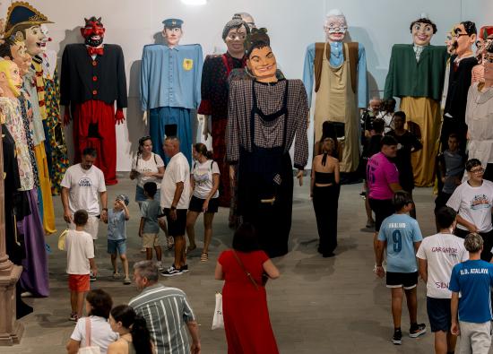 La Casa de la Cultura se llena de historia y emoci&oacute;n con la inauguraci&oacute;n de la exposici&oacute;n dedicada a los Papag&uuml;evos de Gu&iacute;a